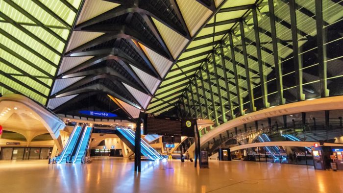 smart airports smart airports