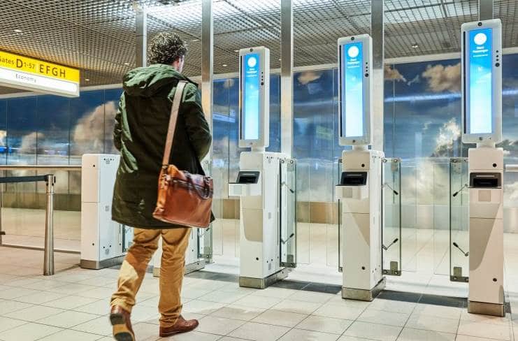 Schiphol-Airport-starts-facial-recognition-boarding-using-Vision-Box-platform