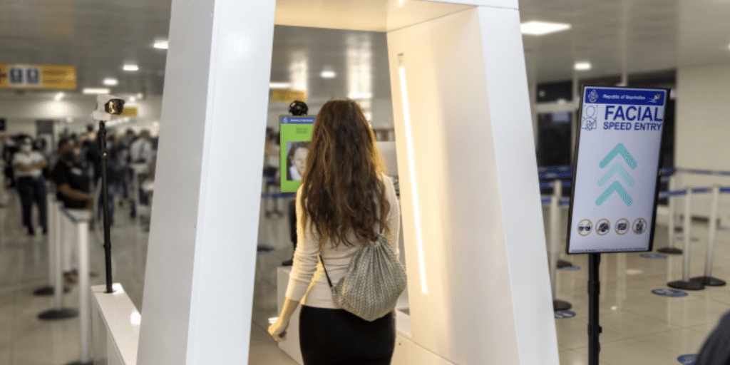 travizory-biometric-corridor-1024×682